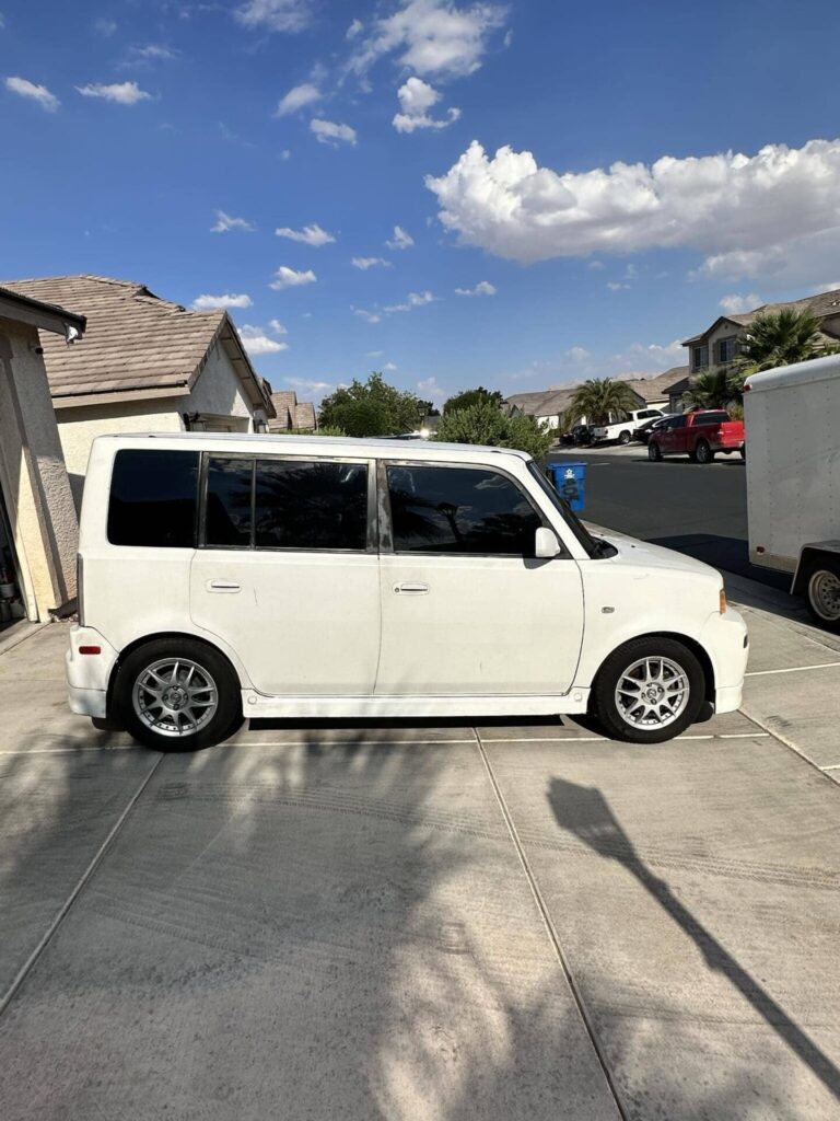 Why Tint Your Car Windows Before Hot Summer in Las Vegas